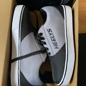 Heelys size 11